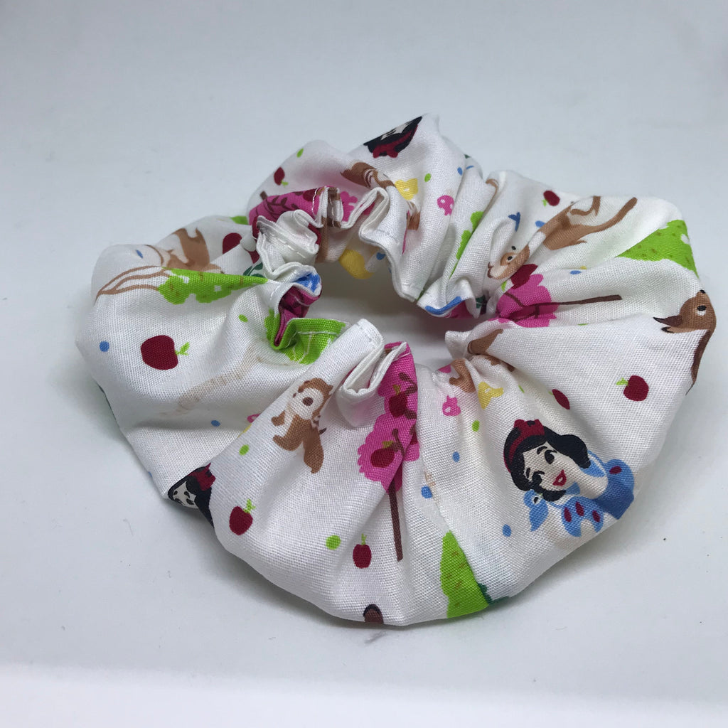 Snow White Scrunchie - 90s Fashion Scrunchie