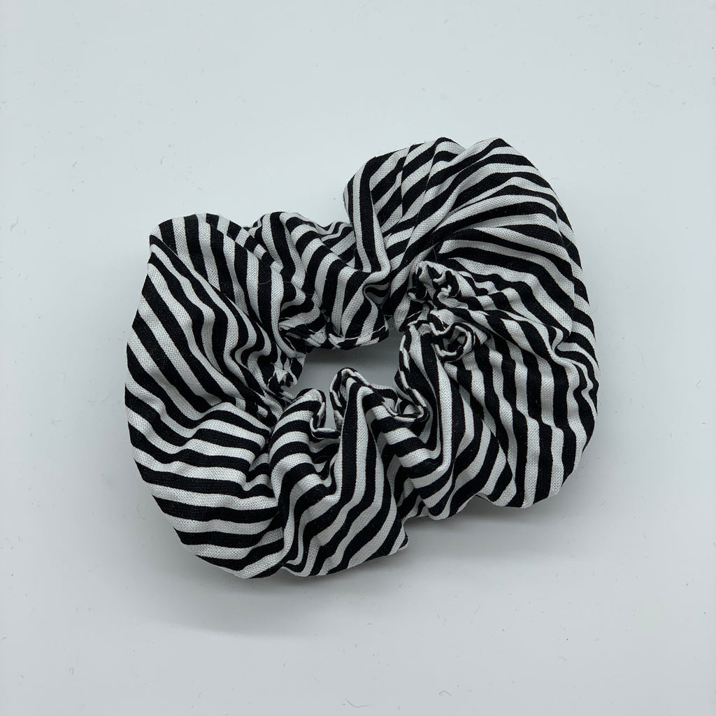 Black Stripe Scrunchie - Scrunchies - 90s Fashion Scrunchie