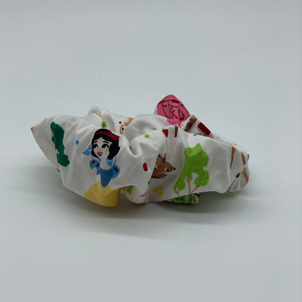 Snow White Scrunchie - 90s Fashion Scrunchie