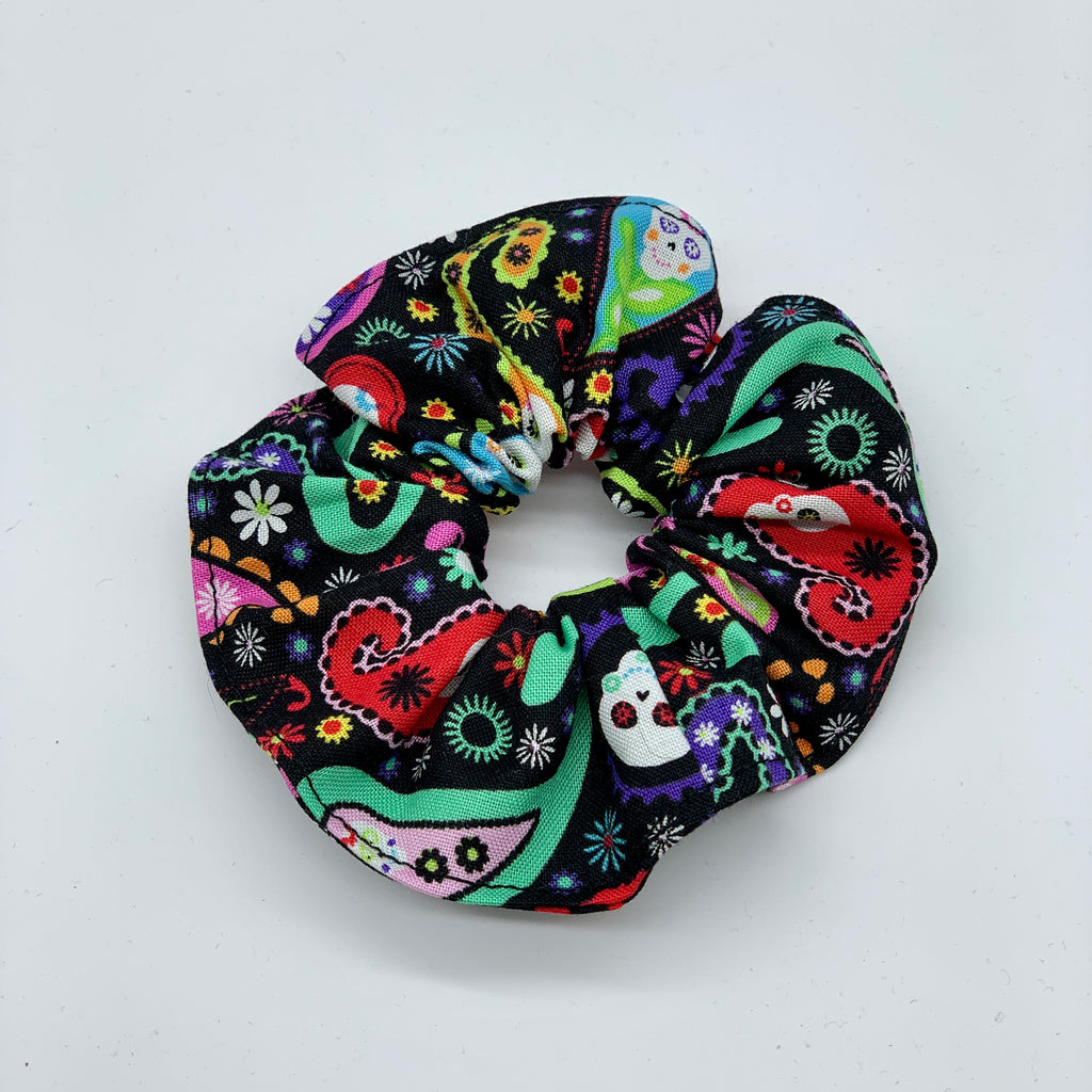 Sugar Skulls Scrunchie - Day Of The Dead Scrunchie - Candy Skulls Scrunchie