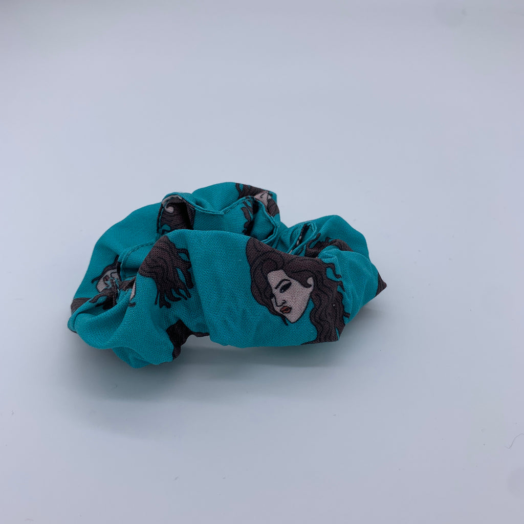 Amy Winehouse Scrunchie - 90s Fashion Scrunchie